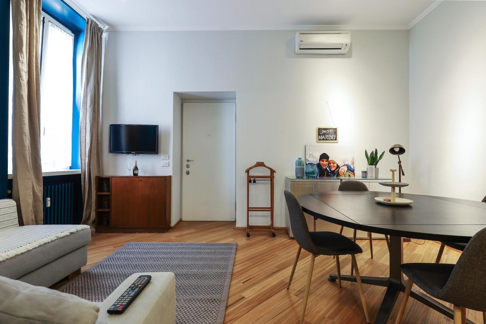 Apartamento Real Jewel In Milano Cadorna Exterior foto
